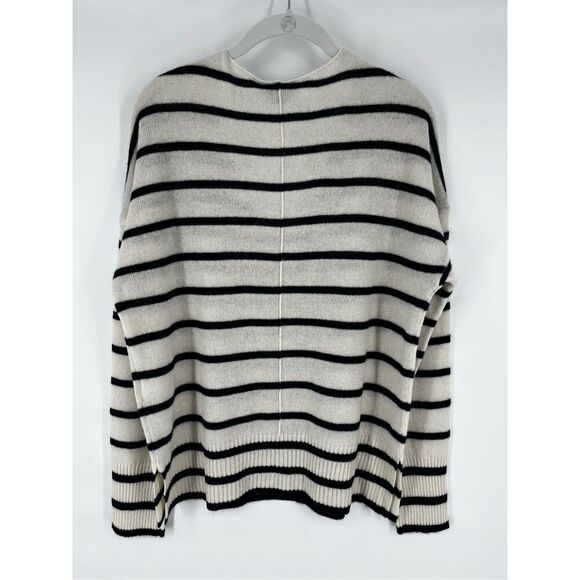 Vineyard Vines 100% Cashmere Ivory Blue Striped Sweater V Neck Size Medium EUC - Picture 3 of 8